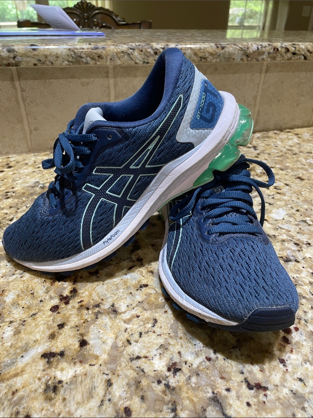 ASICS Navy Running Shoes with Mint Gel Heel Size 7